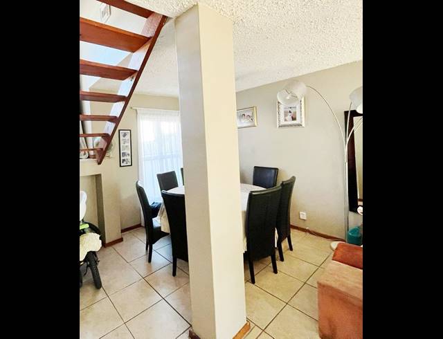 3 BEDROOM TOWNHOUSE RENTED IN HUMEWOOD